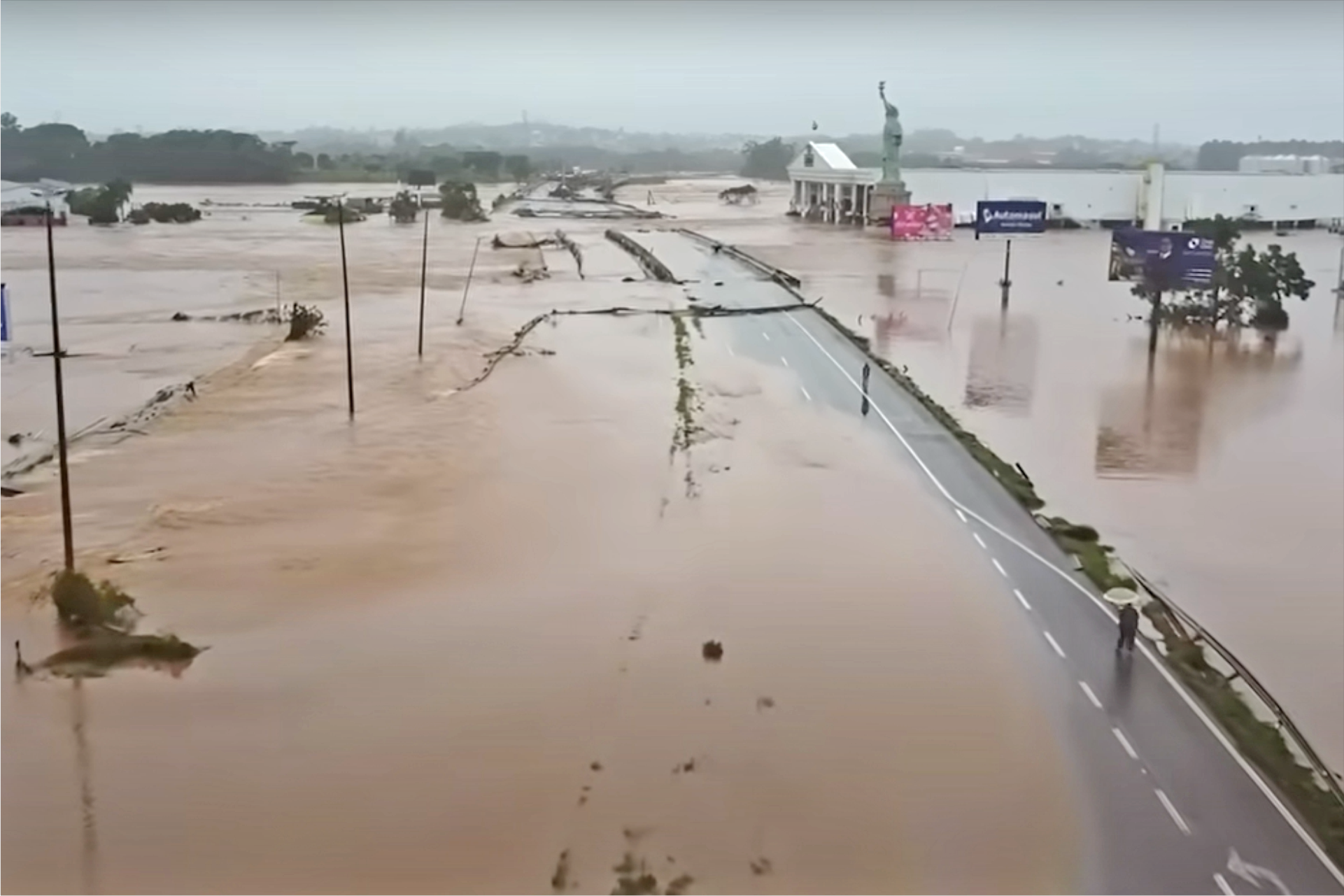 Vista das enchentes no Rio Grande do Sul